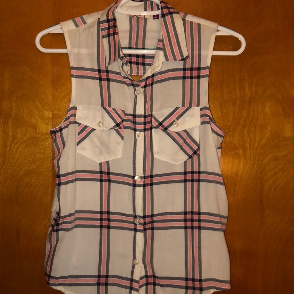 Button down cut off top